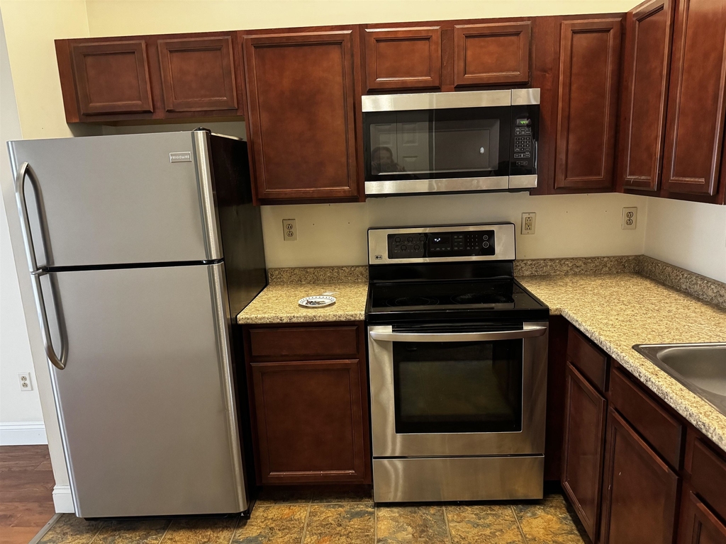 293 Central - Photo 1