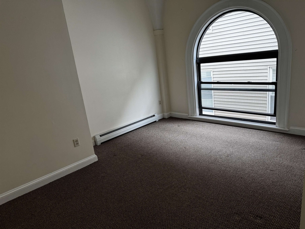 293 Central - Photo 5