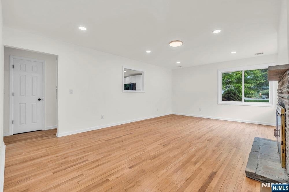 55 Orchard - Photo 1