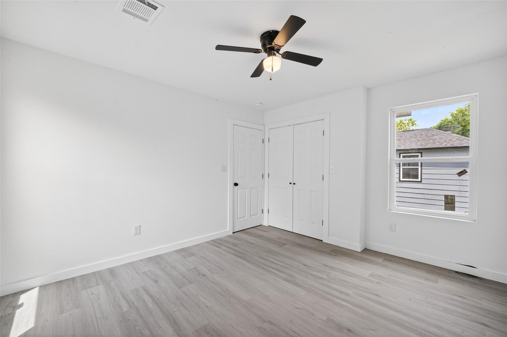 9009 Hilda Street - Photo 6