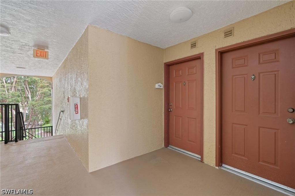 8940 Colonnades Court E - Photo 4