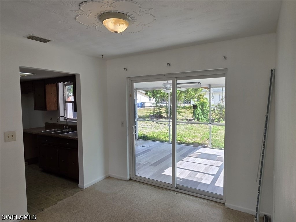 33 Broadway Circle - Photo 11