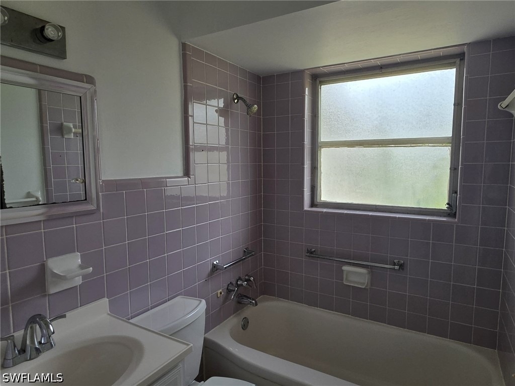 33 Broadway Circle - Photo 9