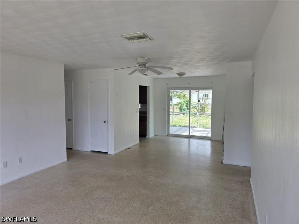 33 Broadway Circle - Photo 4