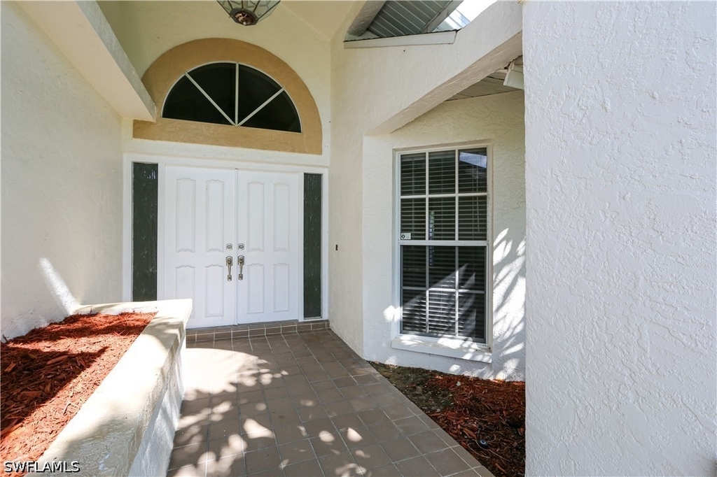 1040 Moon Lake Drive - Photo 3