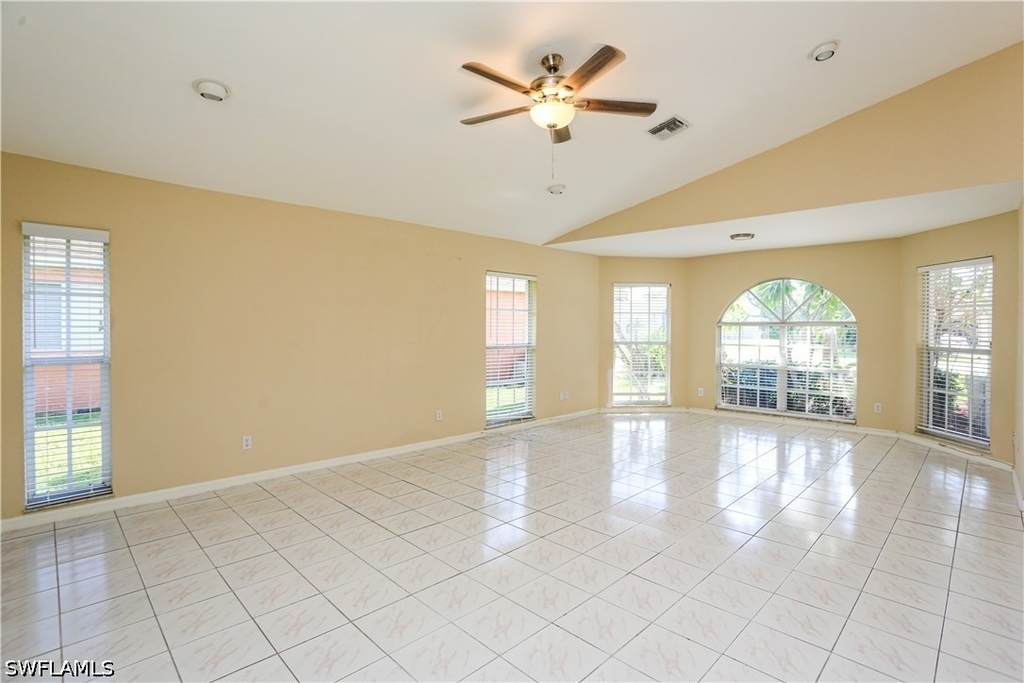 1040 Moon Lake Drive - Photo 5