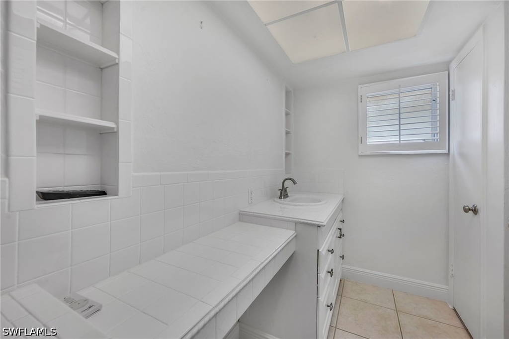 656 Binnacle Drive - Photo 10