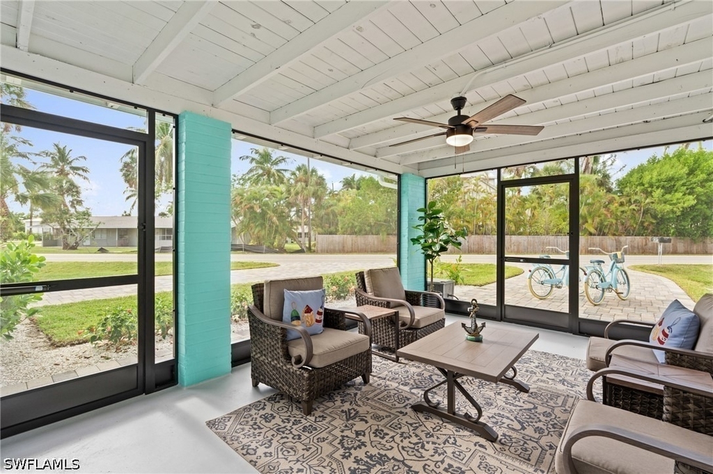 2134 Palm Street - Photo 4