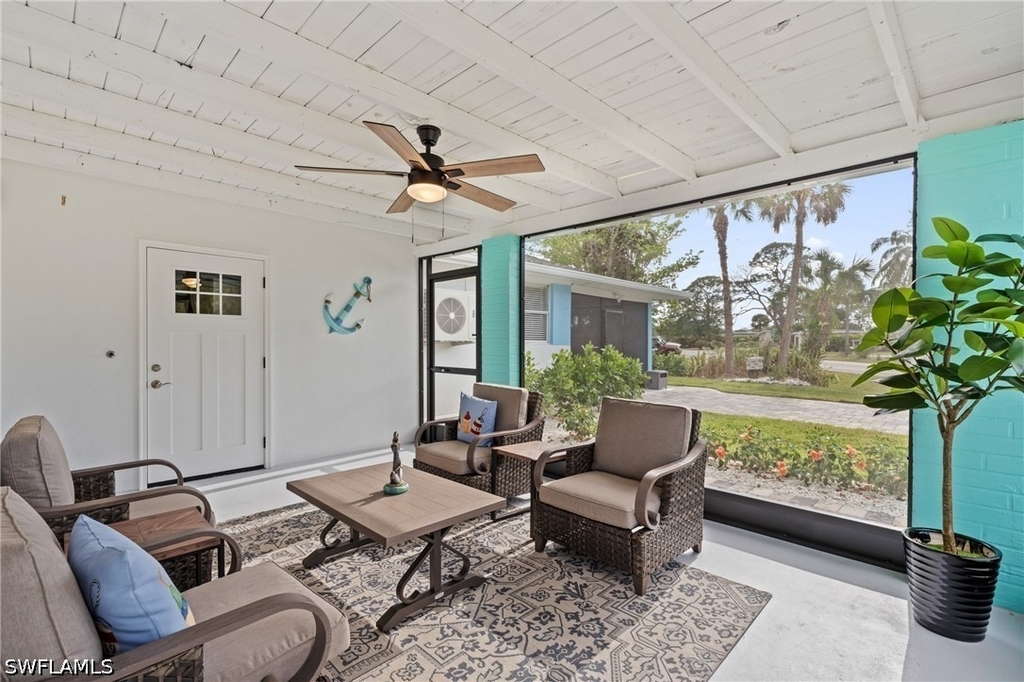 2134 Palm Street - Photo 3