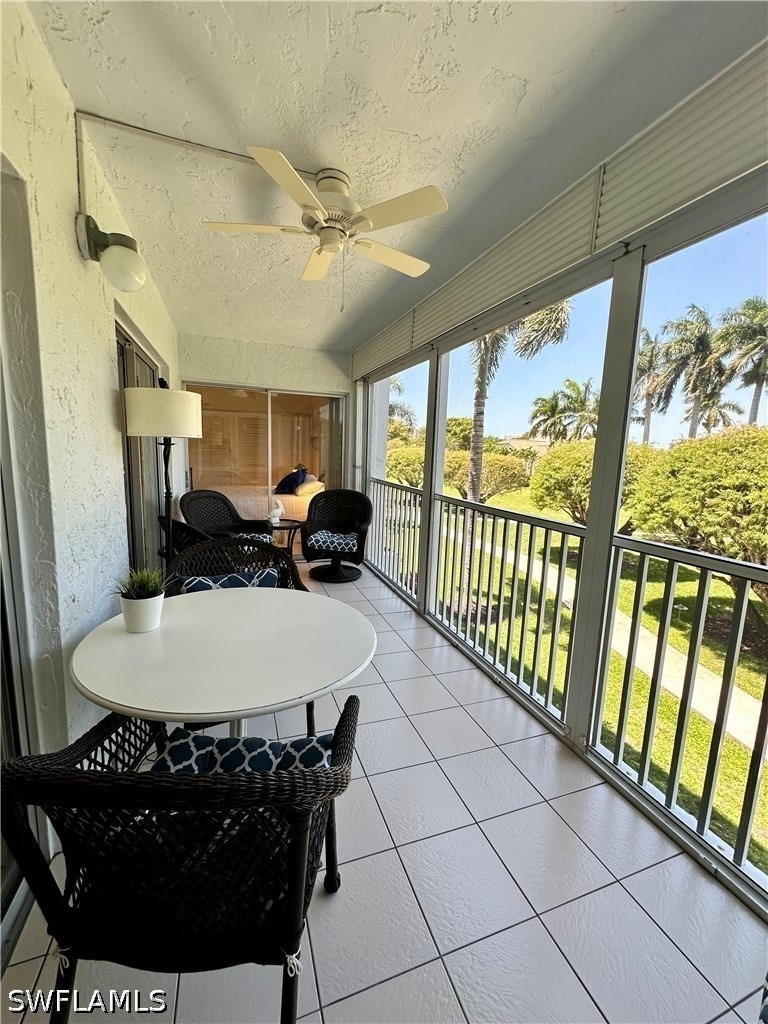 555 Park Shore Drive - Photo 31