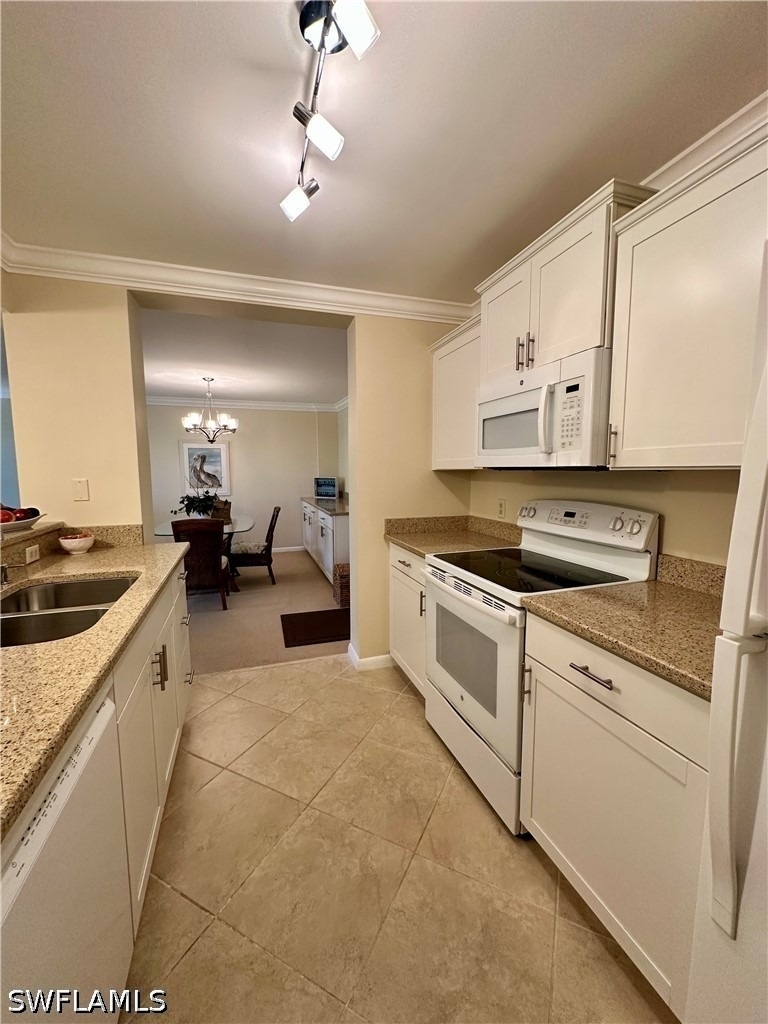 555 Park Shore Drive - Photo 9