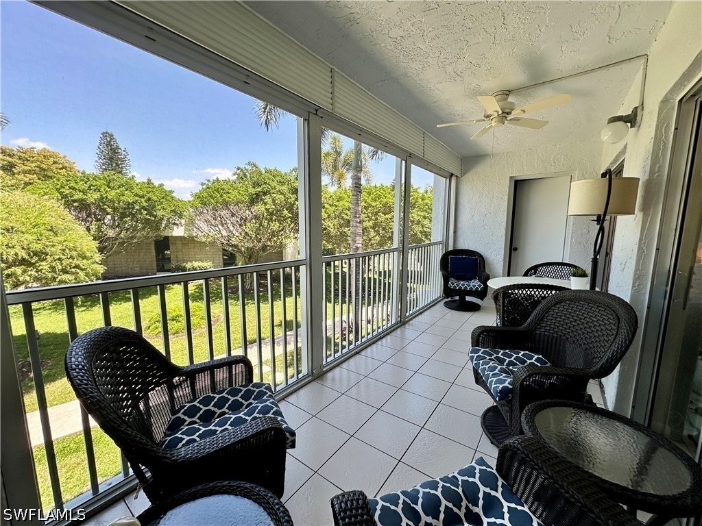 555 Park Shore Drive - Photo 29