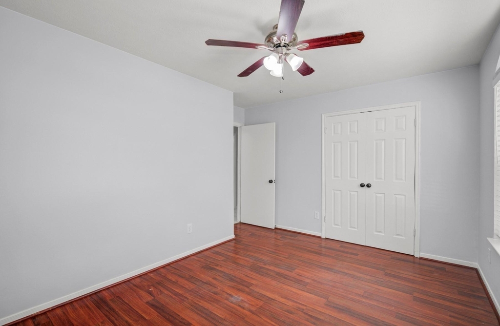 17050 Clan Macintosh Drive - Photo 7