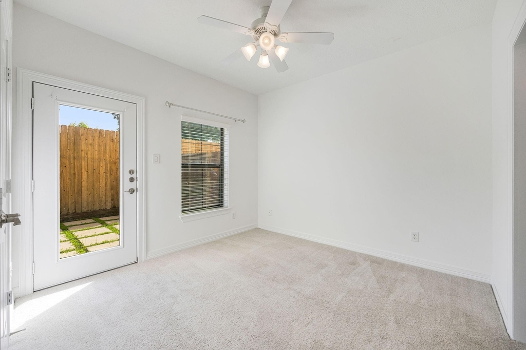 1146 Hempstead Villa Lane - Photo 4