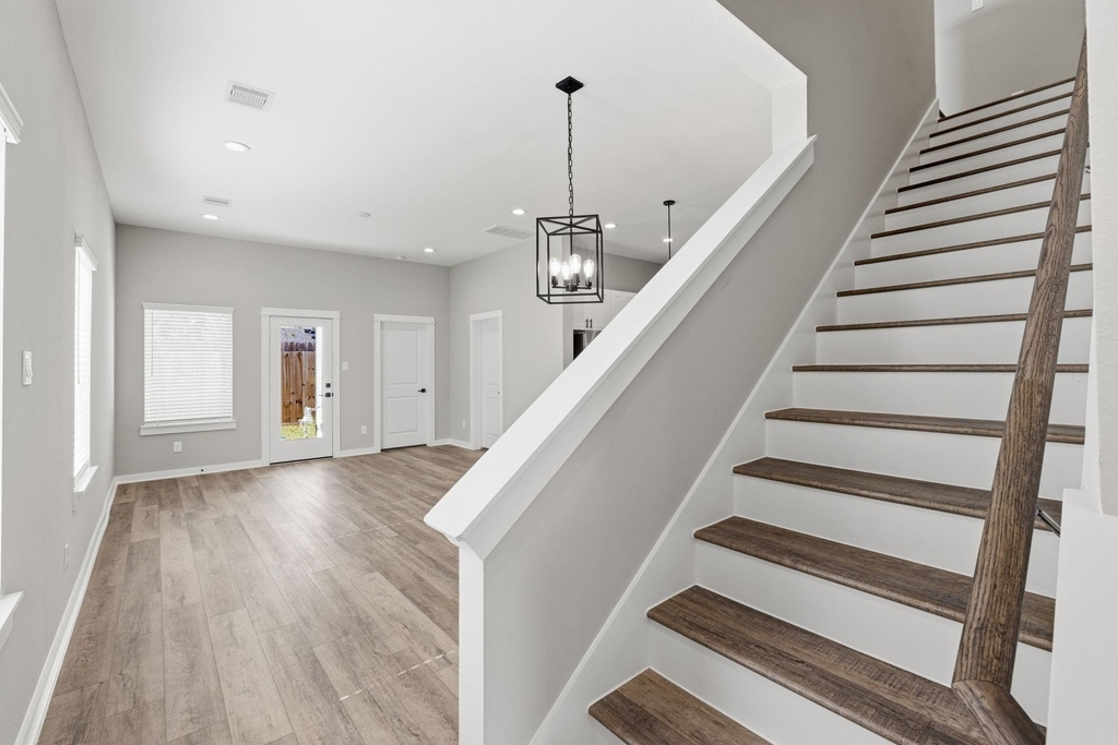 11303 Stonework Grove Lane - Photo 5