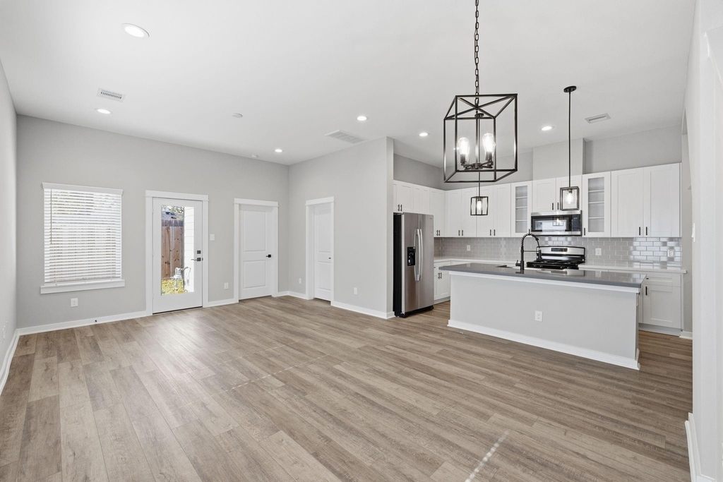 11303 Stonework Grove Lane - Photo 7