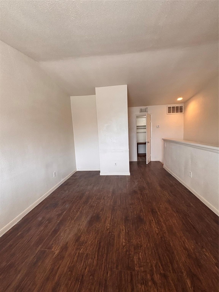 2110 Wilcrest Drive - Photo 22