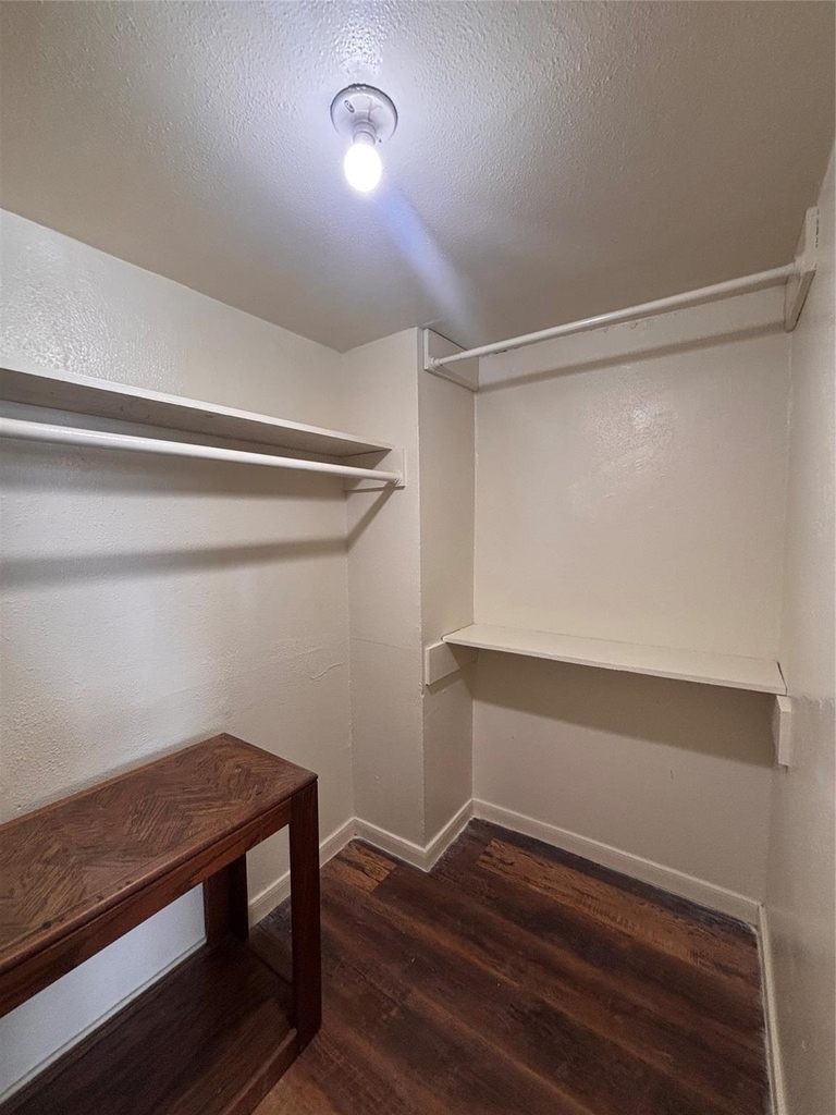2110 Wilcrest Drive - Photo 14