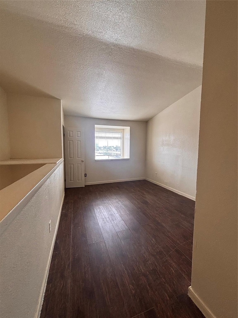 2110 Wilcrest Drive - Photo 20