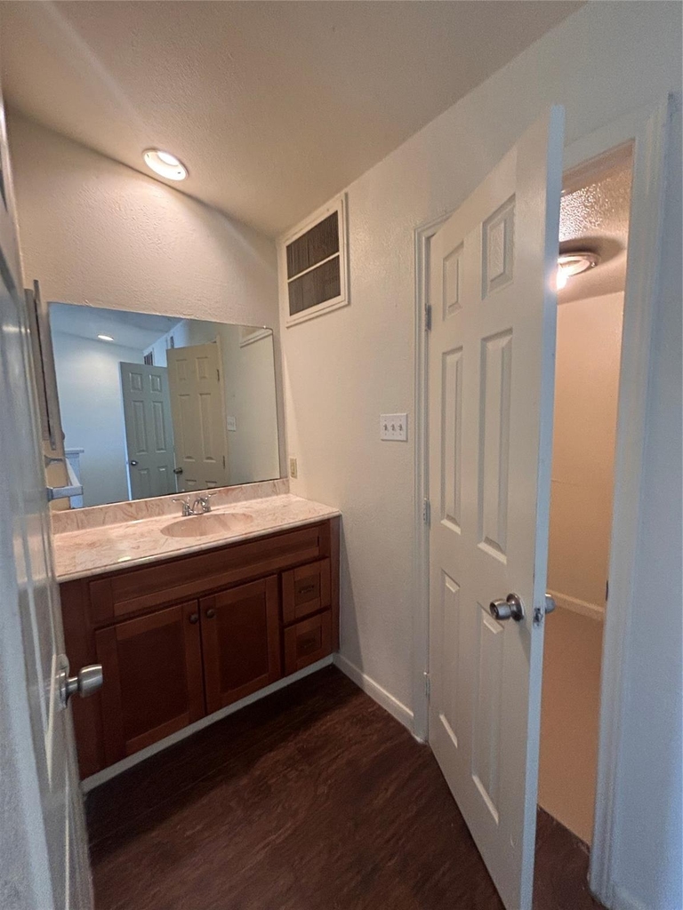 2110 Wilcrest Drive - Photo 16
