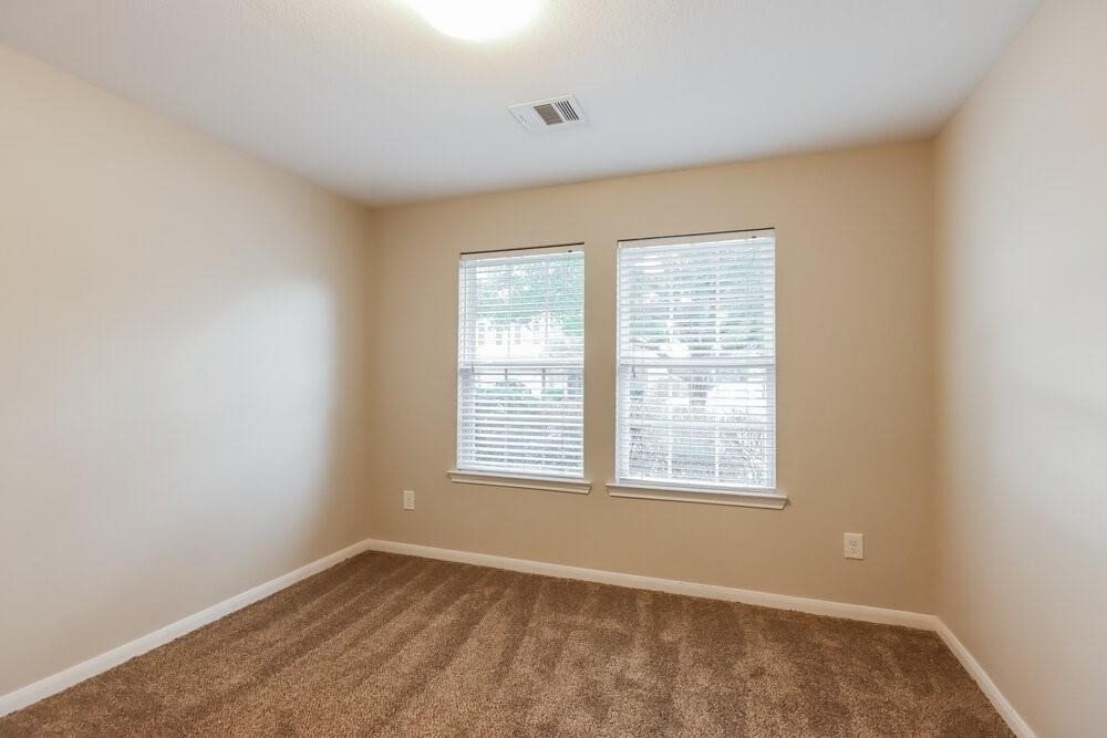 21519 Kings Bend Drive - Photo 9