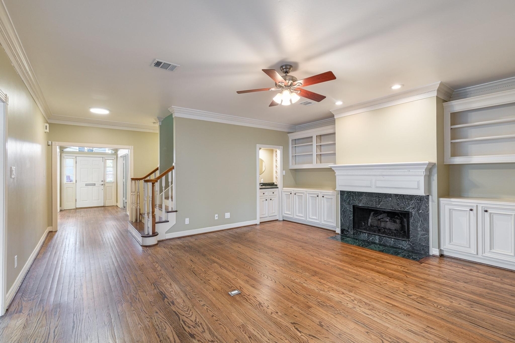 4418 Jane Street - Photo 6