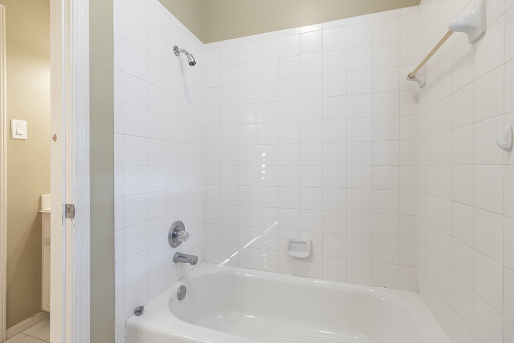 4418 Jane Street - Photo 25