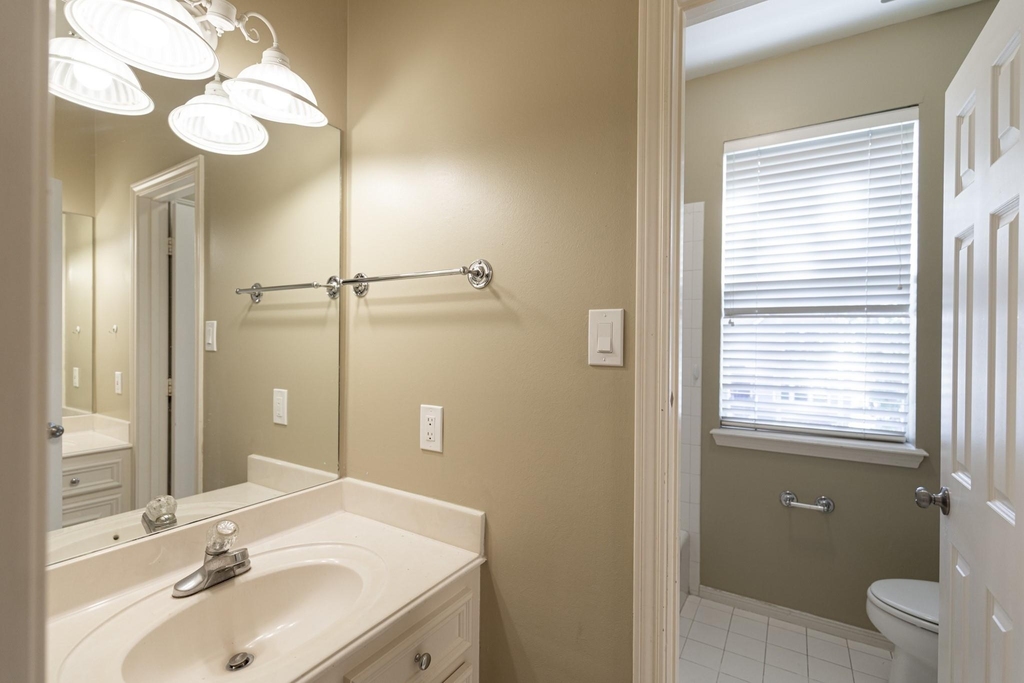 4418 Jane Street - Photo 24