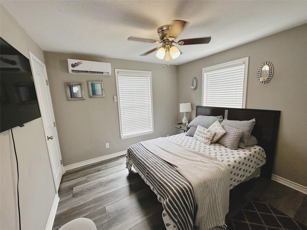 5605 Robertson Street - Photo 5