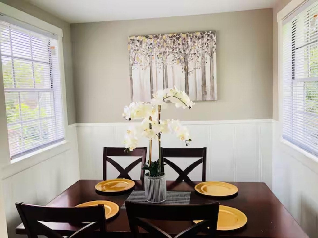 5605 Robertson Street - Photo 2