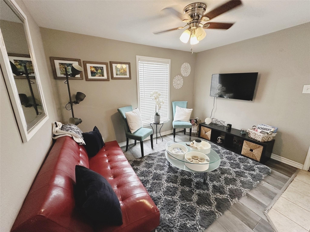 5605 Robertson Street - Photo 1