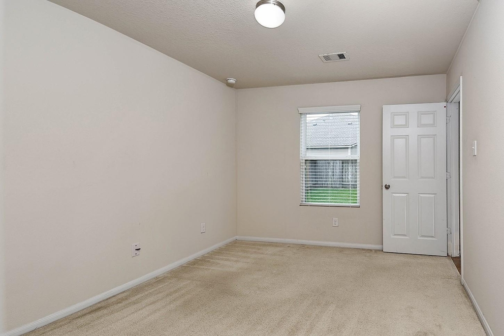 9960 Hyacinth Way - Photo 8