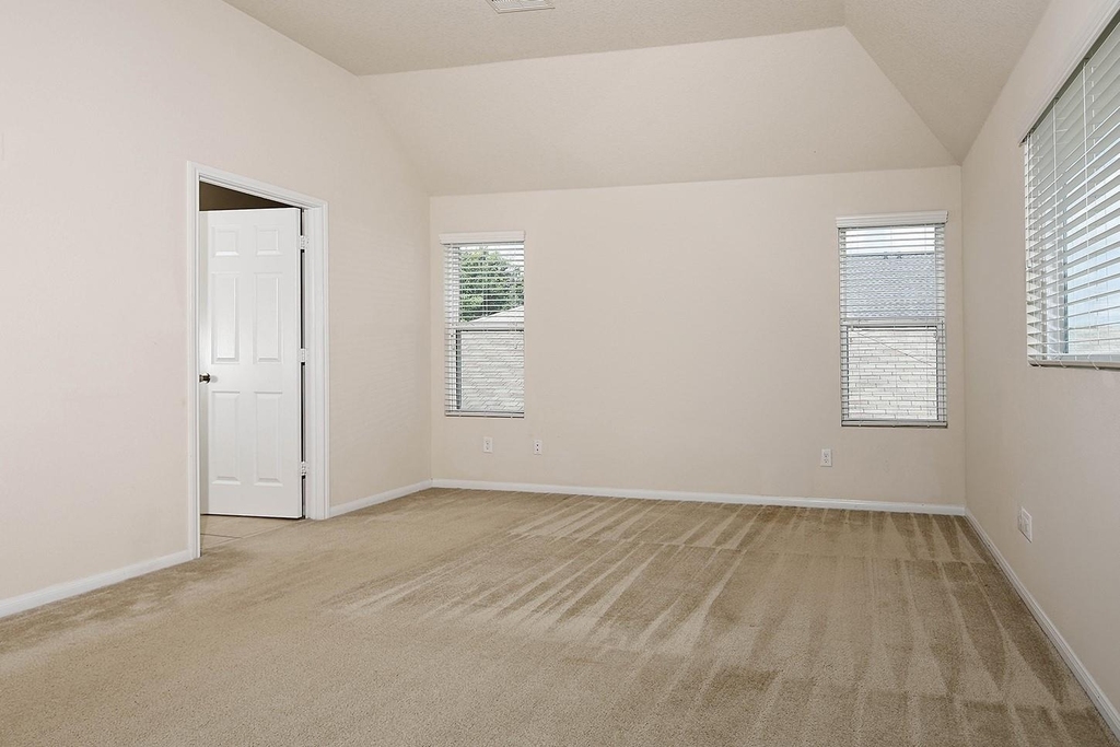 9960 Hyacinth Way - Photo 15