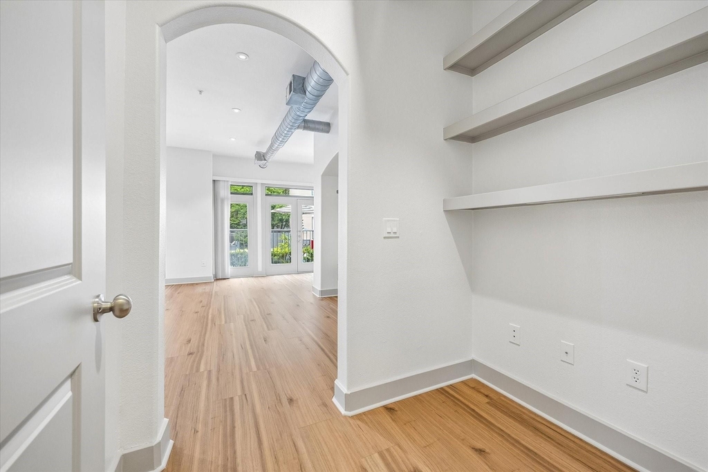 1901 Post Oak Boulevard - Photo 16