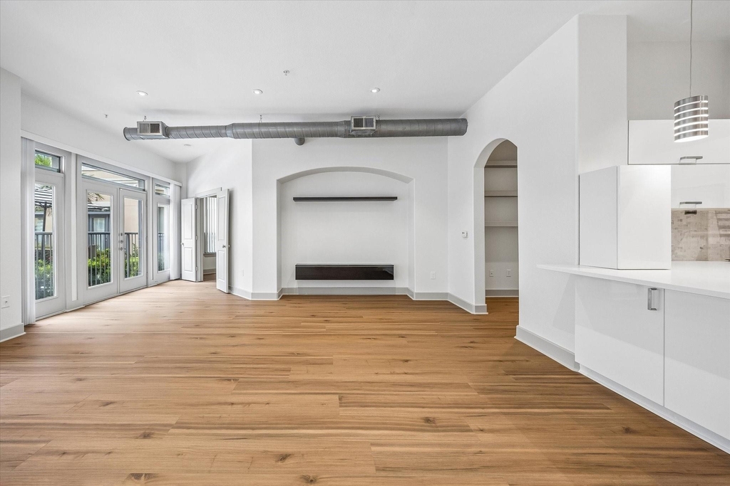 1901 Post Oak Boulevard - Photo 4