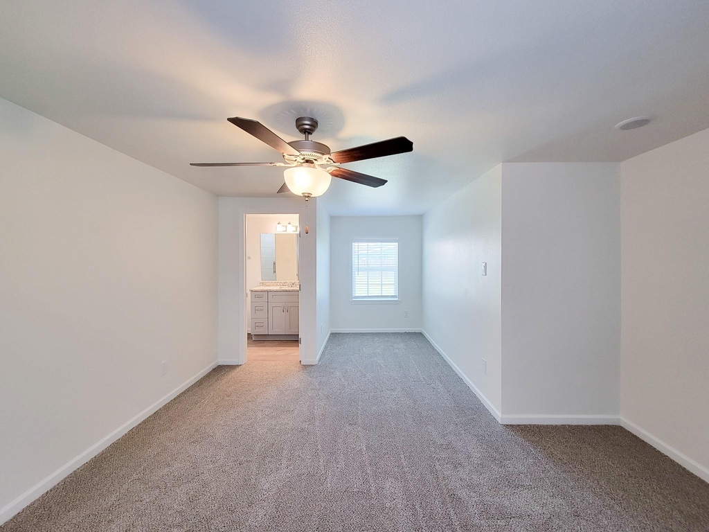 413 S Market Street - Photo 13