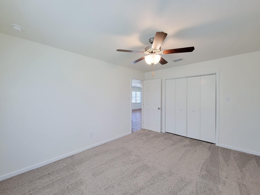 413 S Market Street - Photo 21