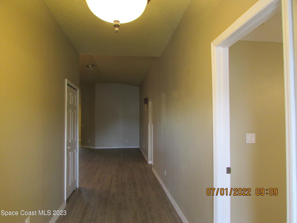 700 Benton Drive - Photo 2