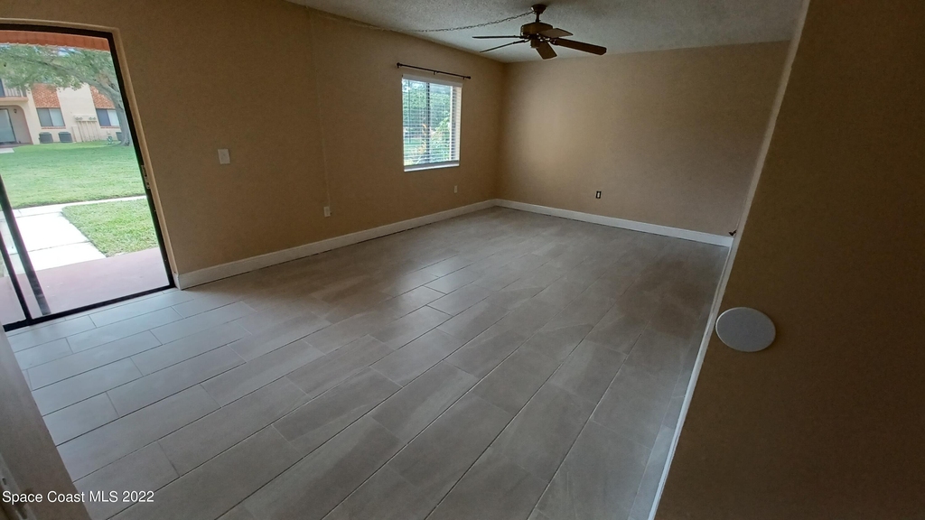 196 San Juan Circle - Photo 7