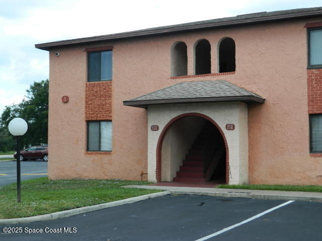 214 San Juan Circle - Photo 0