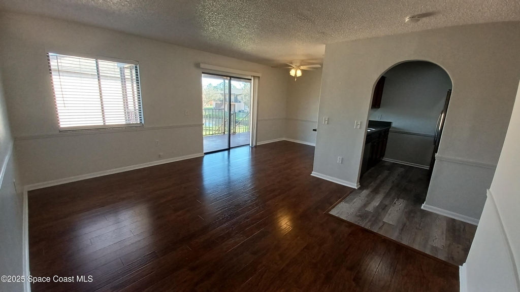 214 San Juan Circle - Photo 6