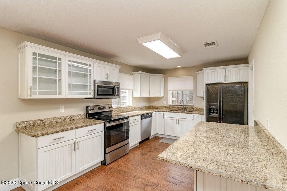 239 Glenwood Avenue - Photo 6