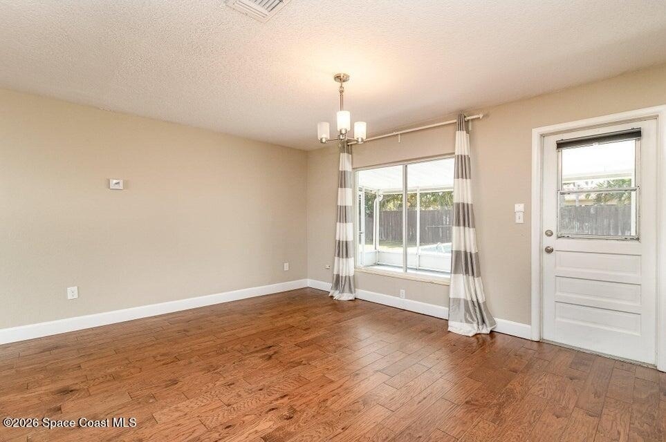 239 Glenwood Avenue - Photo 5