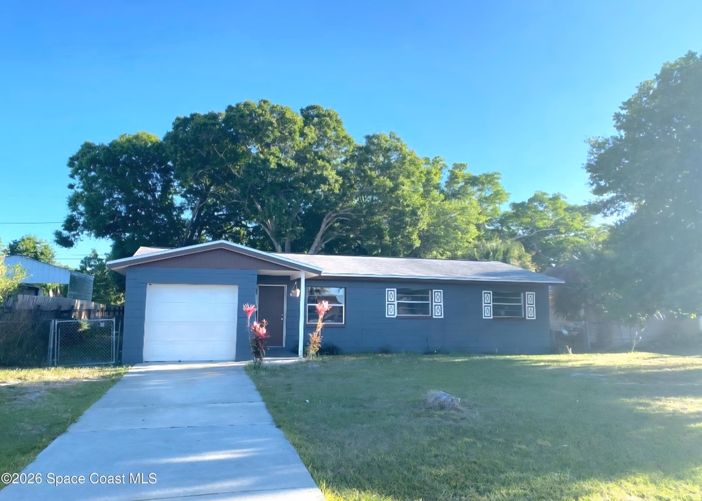 3020 Mary Street - Photo 0
