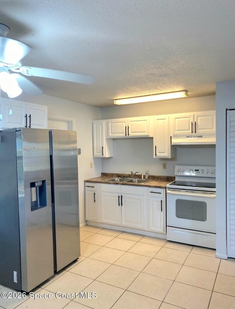 3020 Mary Street - Photo 3