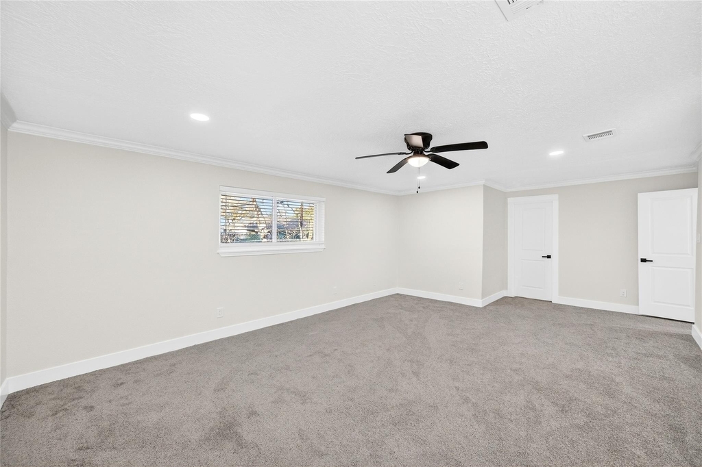 535 Elton Street - Photo 1
