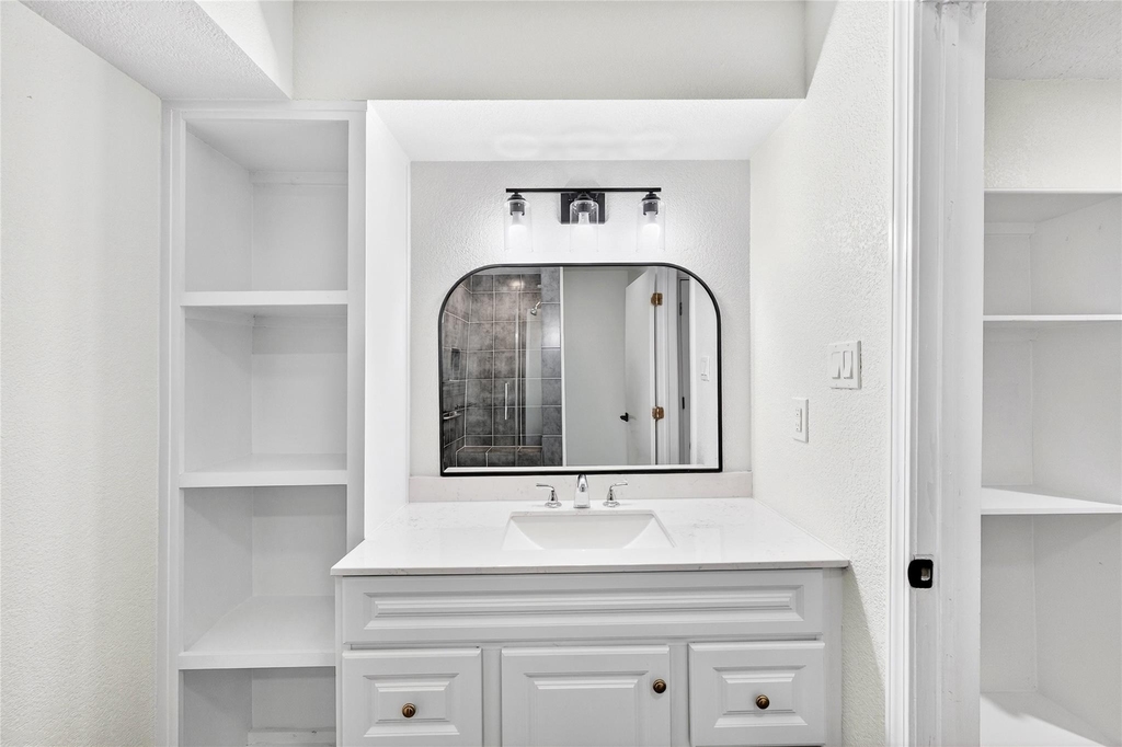 535 Elton Street - Photo 5