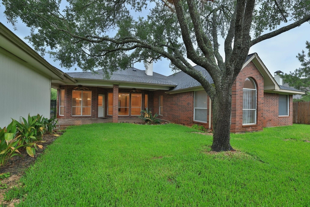 17222 Leeside Drive - Photo 27