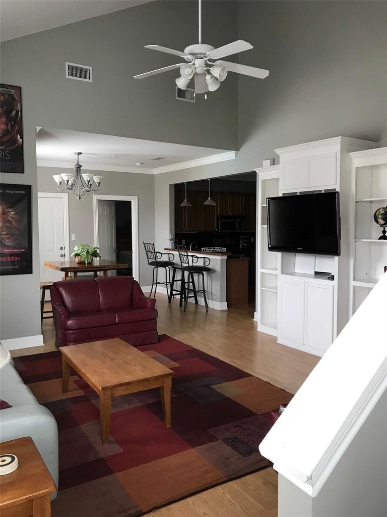 801 Luther Street W - Photo 3