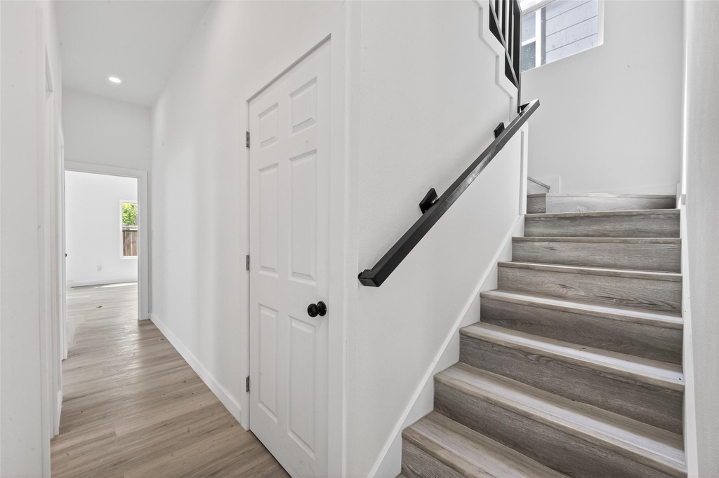 9007 Hilda Street - Photo 3